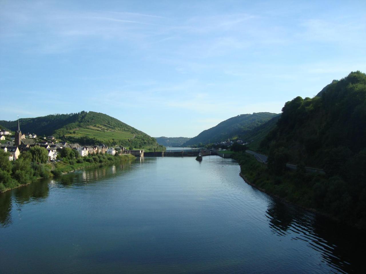 Residenz Moselstausee Sankt Aldegund Exteriér fotografie